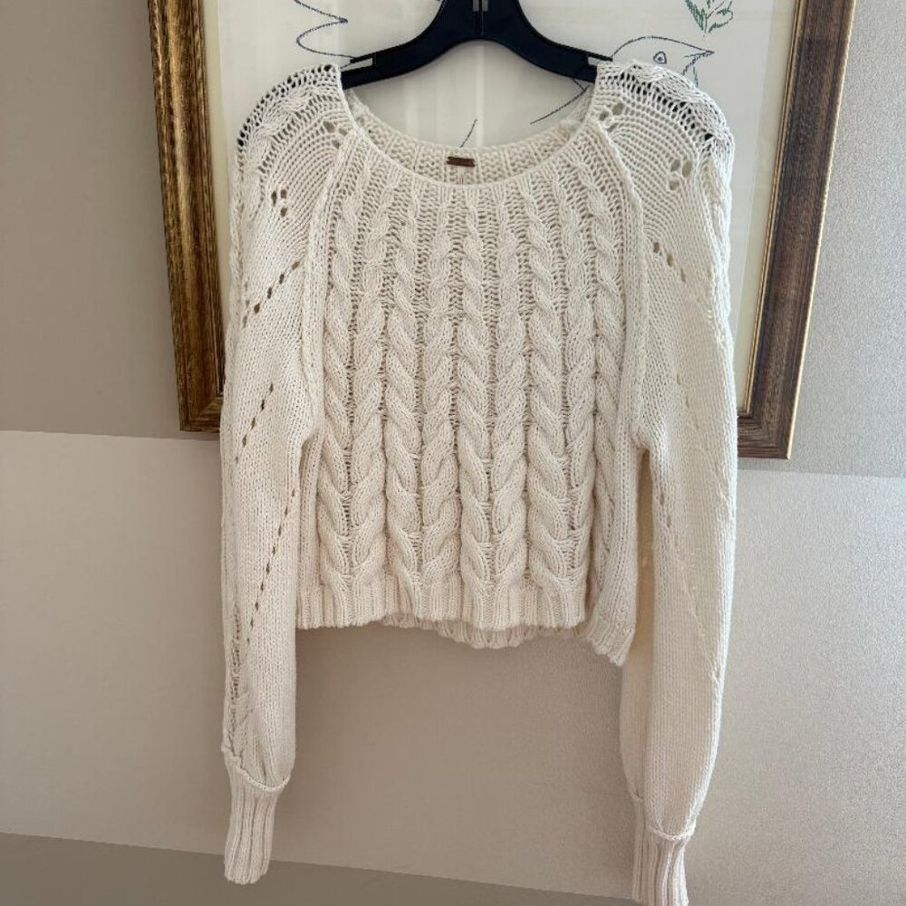 Free People Ivory Cable Knit Sweater size XS